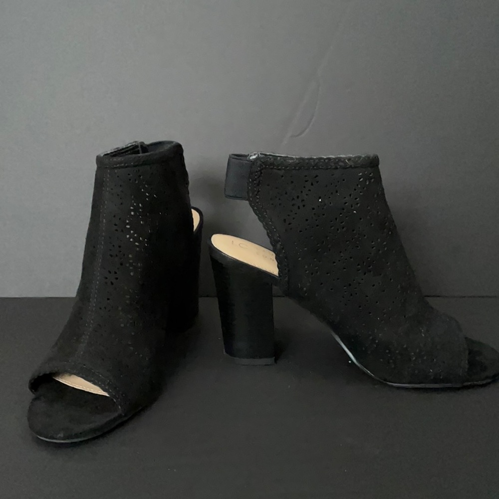Lauren Conrad Open toe boot sandals